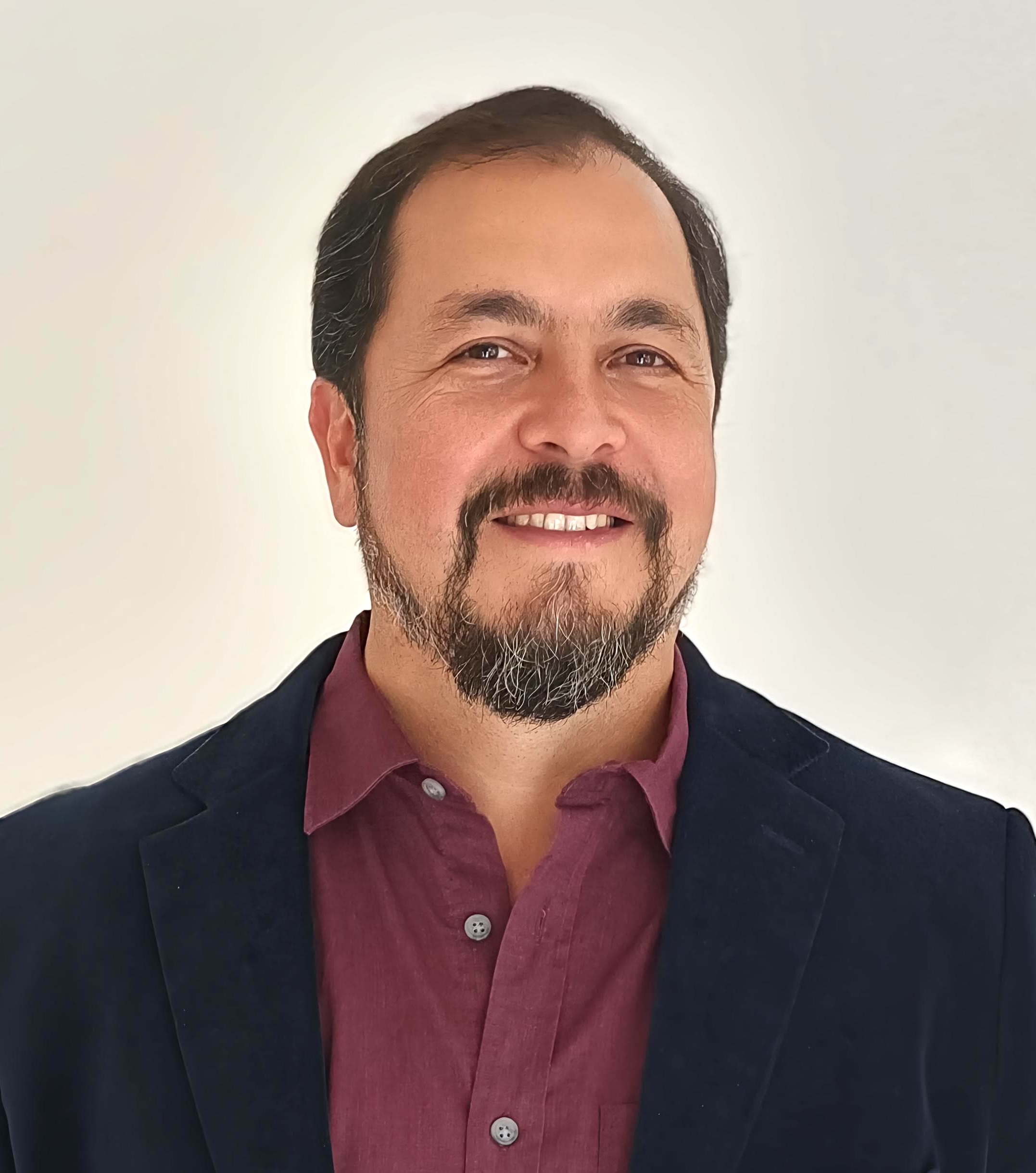 Dr. Luis Felipe Espinosa, instructor del curso de Cinco Leyes Biológicas del Dr. Hamer en español (España y México)